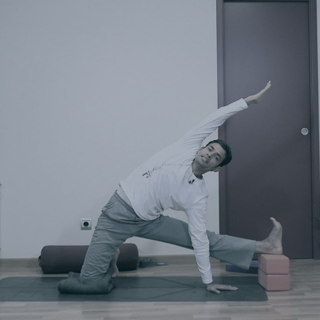 Preparació per Vishwamitrasana